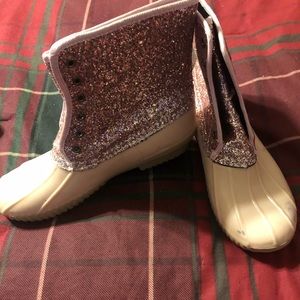 Woman’s rain boots